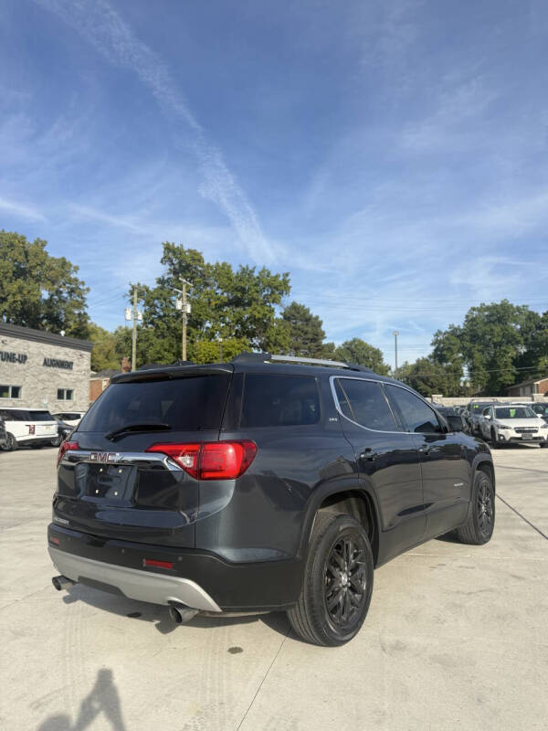 2019 GMC Acadia SLT-1