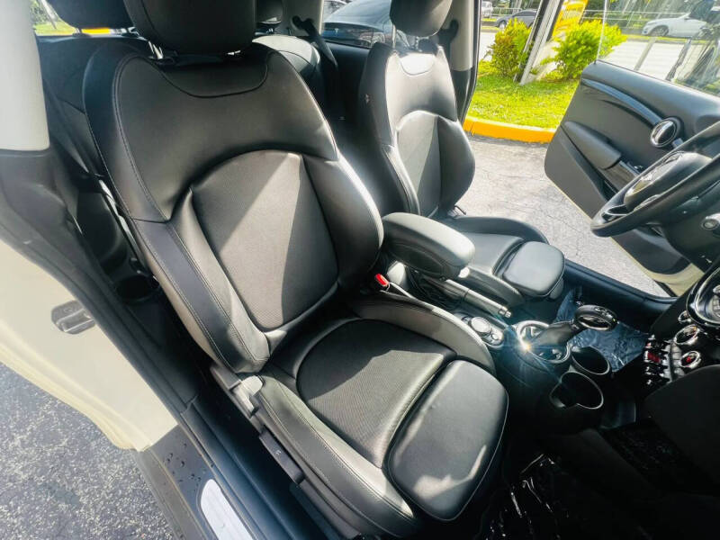 2015 MINI Hardtop 2 Door Cooper S