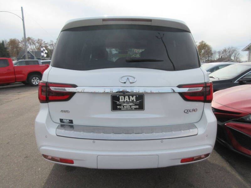 2024 Infiniti QX80 Luxe
