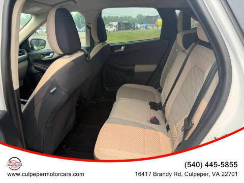 2020 Ford Escape SE