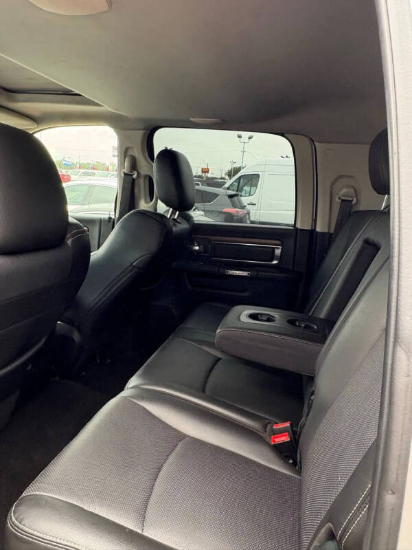 2015 RAM 3500 Laramie