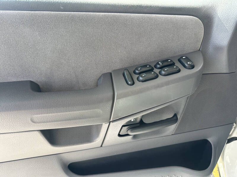 2005 Ford Explorer XLT