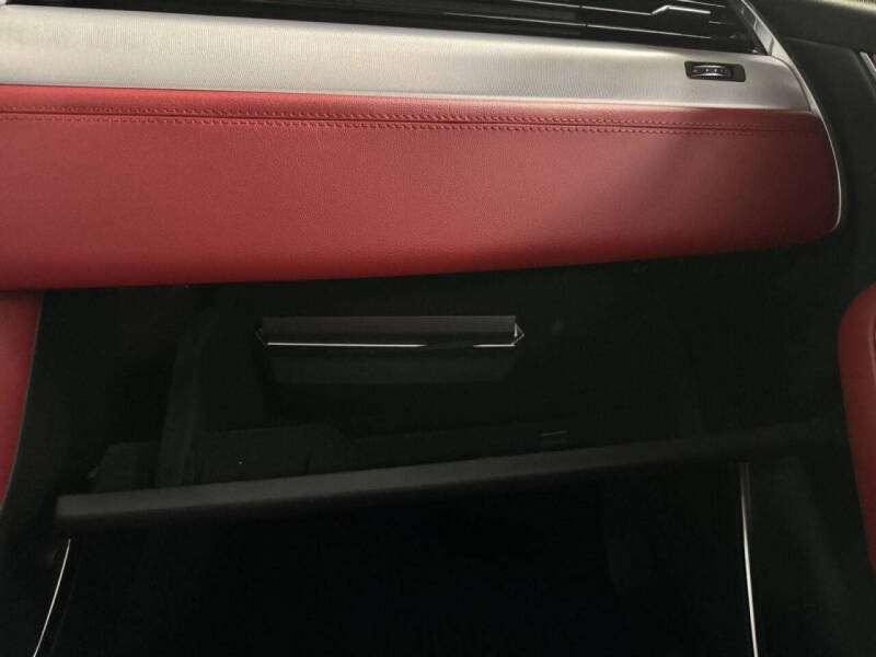 2024 Jaguar F-PACE P400 R-Dynamic S