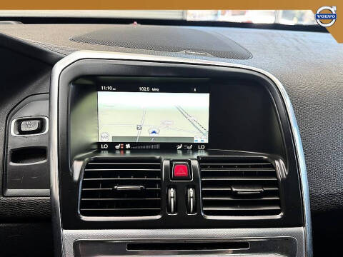 2017 Volvo XC60 T5 Dynamic