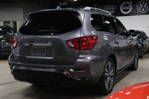 2020 Nissan Pathfinder Platinum