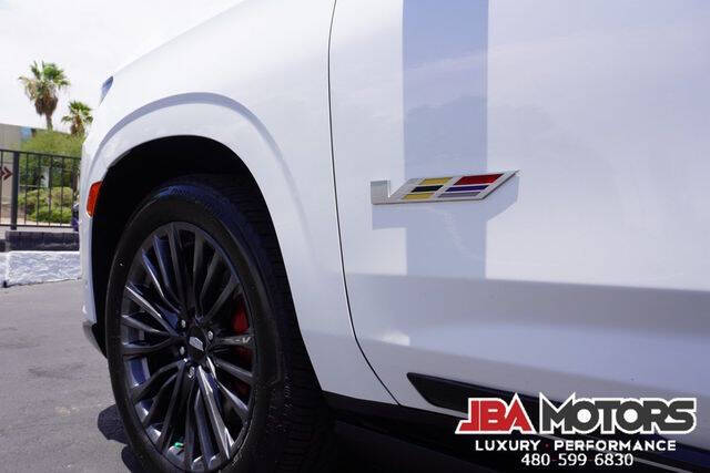 2023 Cadillac Escalade-V