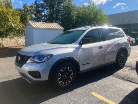 2019 Nissan Pathfinder SL