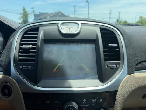 2013 Chrysler 300