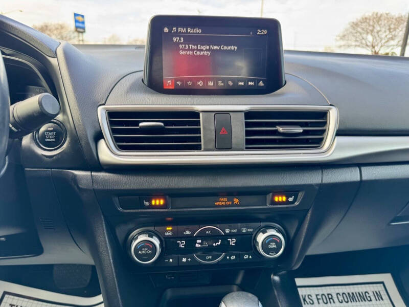 2018 Mazda MAZDA3 Touring