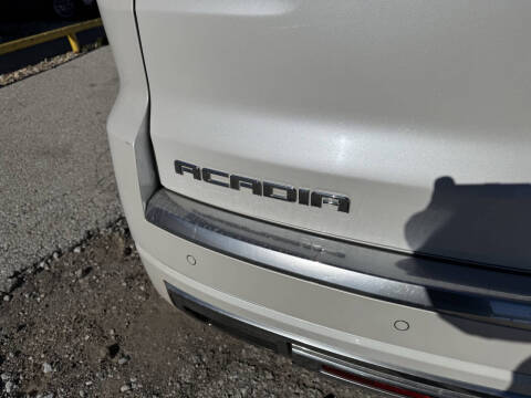 2016 GMC Acadia Denali