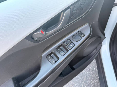 2021 Hyundai Kona SE
