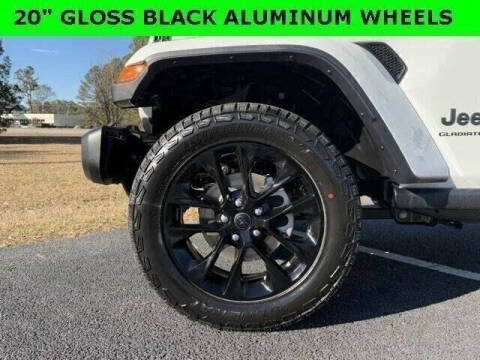 2025 Jeep Gladiator NightHawk