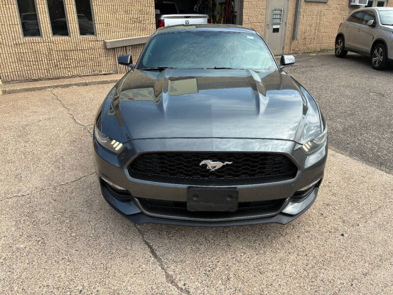 2016 Ford Mustang V6