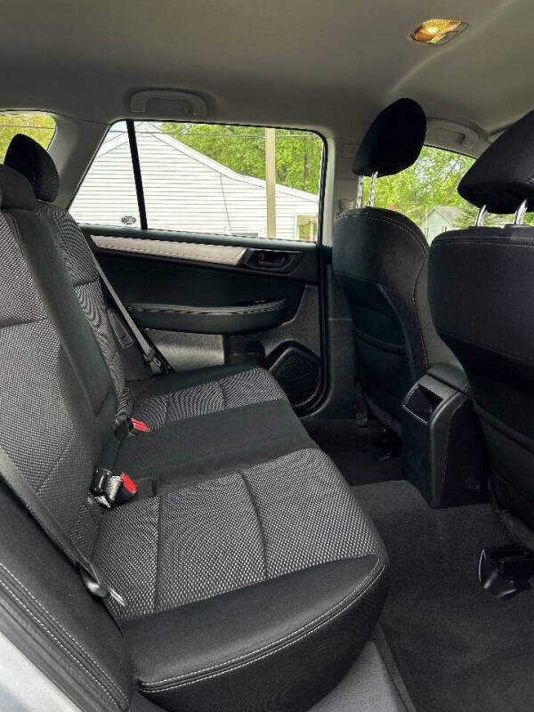2016 Subaru Outback 2.5i