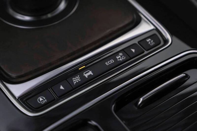 2018 Jaguar F-PACE S