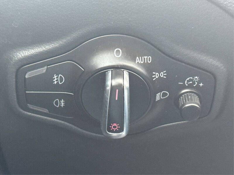 2015 Audi Q5 2.0T quattro Premium Plus