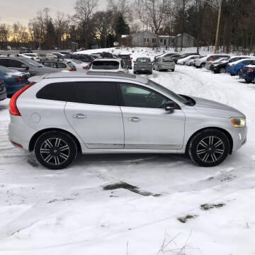 2017 Volvo XC60 T5 Dynamic