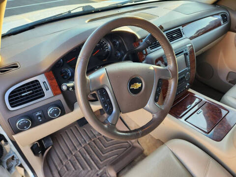 2013 Chevrolet Suburban LTZ