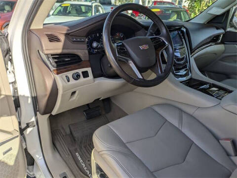 2017 Cadillac Escalade Premium Luxury