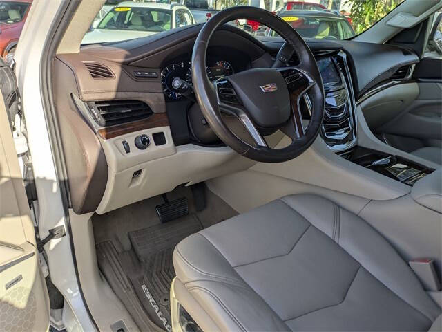 2017 Cadillac Escalade Premium Luxury