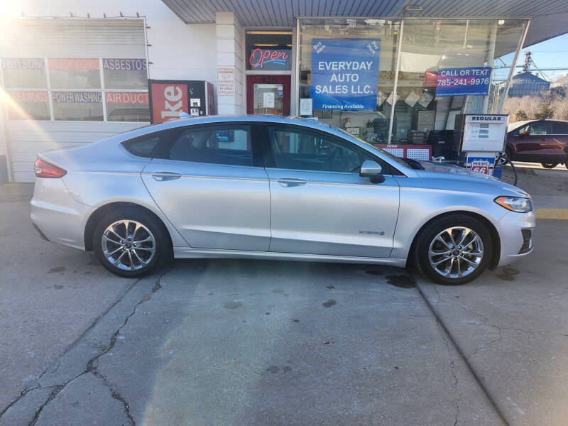 2019 Ford Fusion Hybrid SE