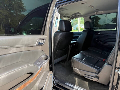 2017 Chevrolet Suburban LT