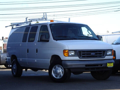 2006 Ford E-Series for sale at AK Motors in Tacoma WA