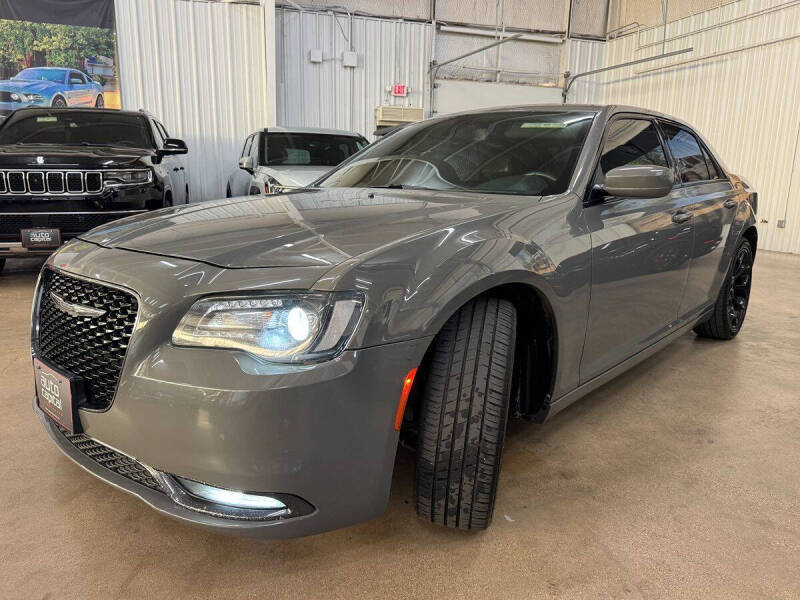 2019 Chrysler 300 S