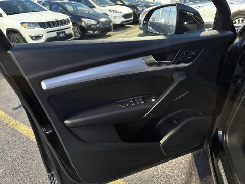 2018 Audi Q5 2.0T quattro Premium Plus