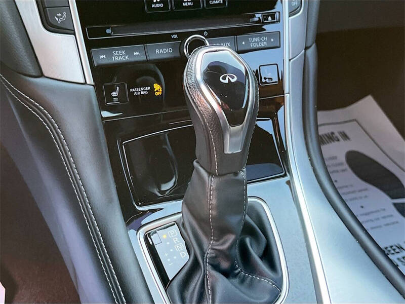 2022 Infiniti Q60 3.0T Luxe