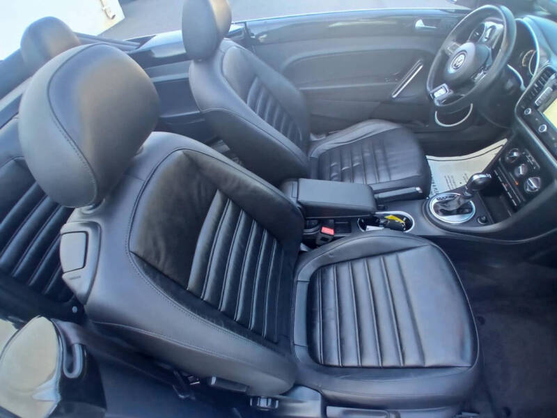 2014 Volkswagen Beetle Convertible R-Line PZEV