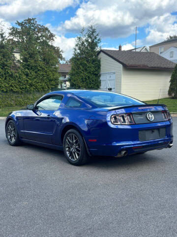 2013 Ford Mustang V6 Premium