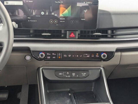 2025 Kia Carnival Hybrid EX