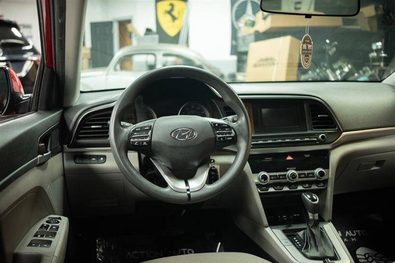2020 Hyundai Elantra