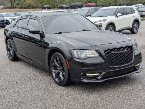 2022 Chrysler 300 S V8