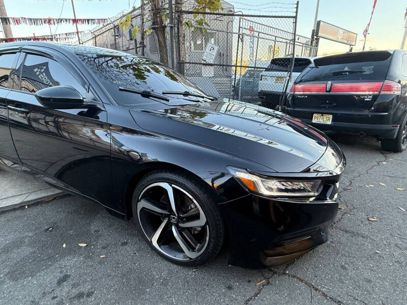 2018 Honda Accord Sport photo 5