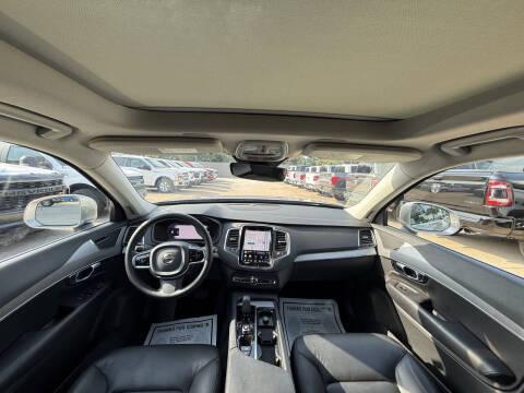 2023 Volvo XC90 B5 Core