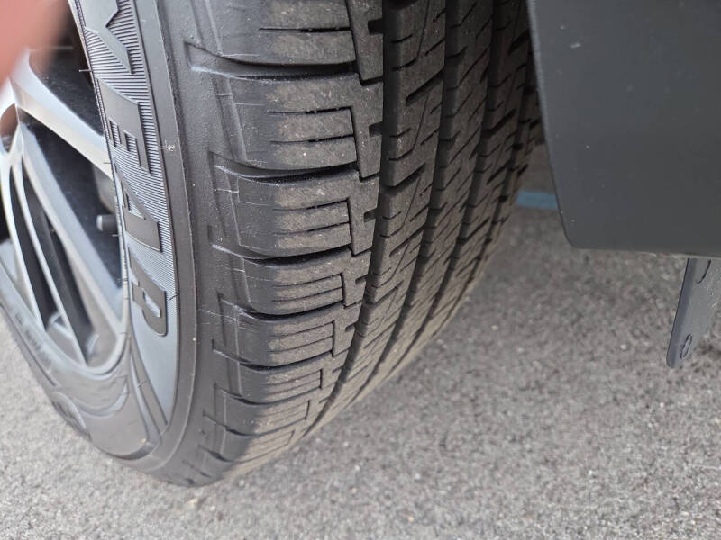 2017 Toyota Highlander SE