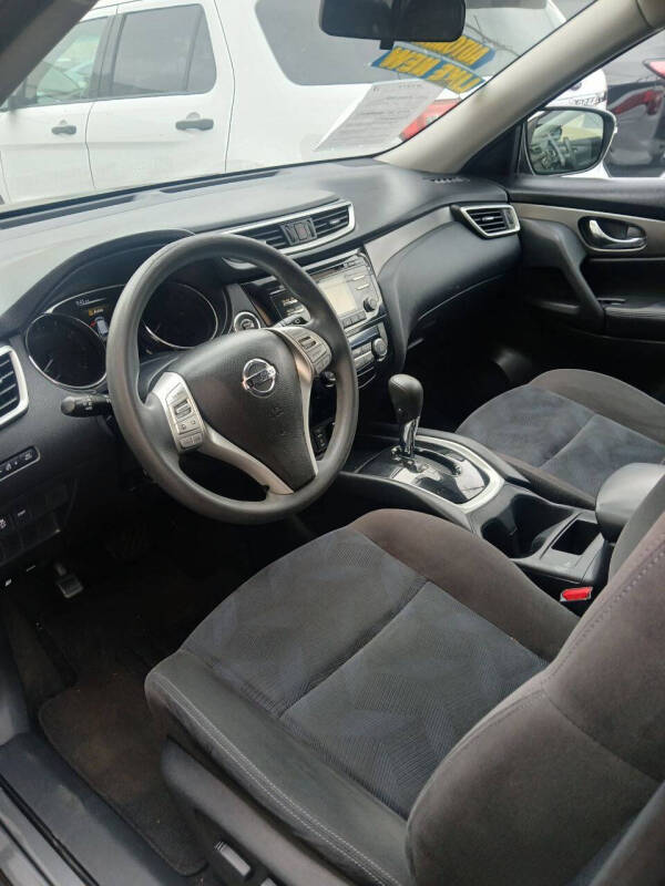 2015 Nissan Rogue SV