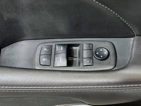 2018 Dodge Challenger SXT Plus