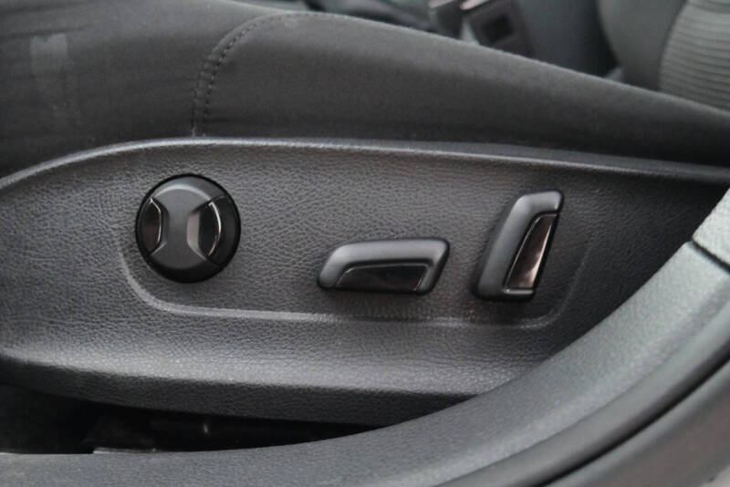 2018 Volkswagen Passat 2.0T S