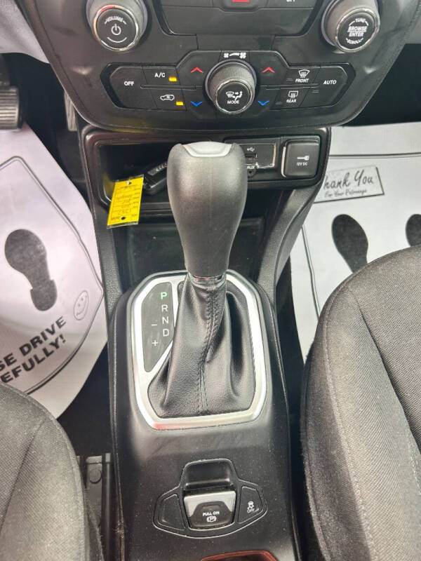 2019 Jeep Renegade Latitude