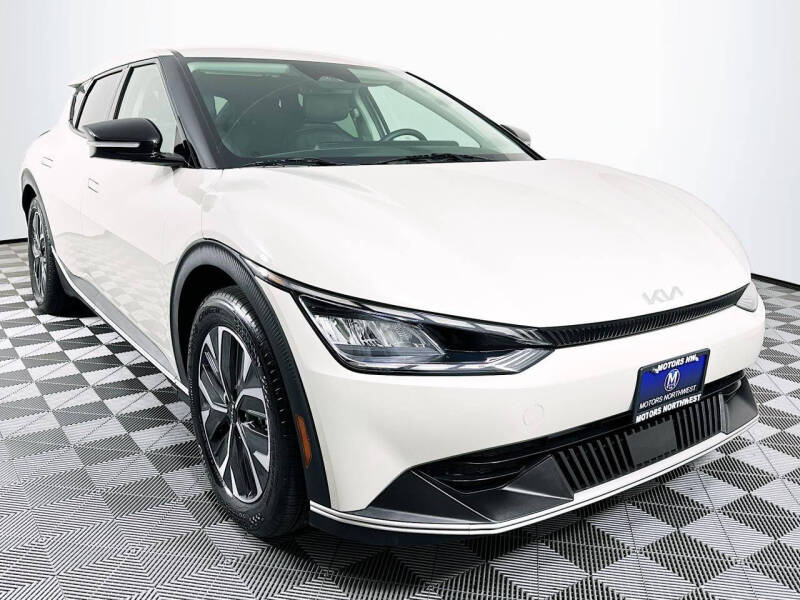 2024 Kia EV6 Light