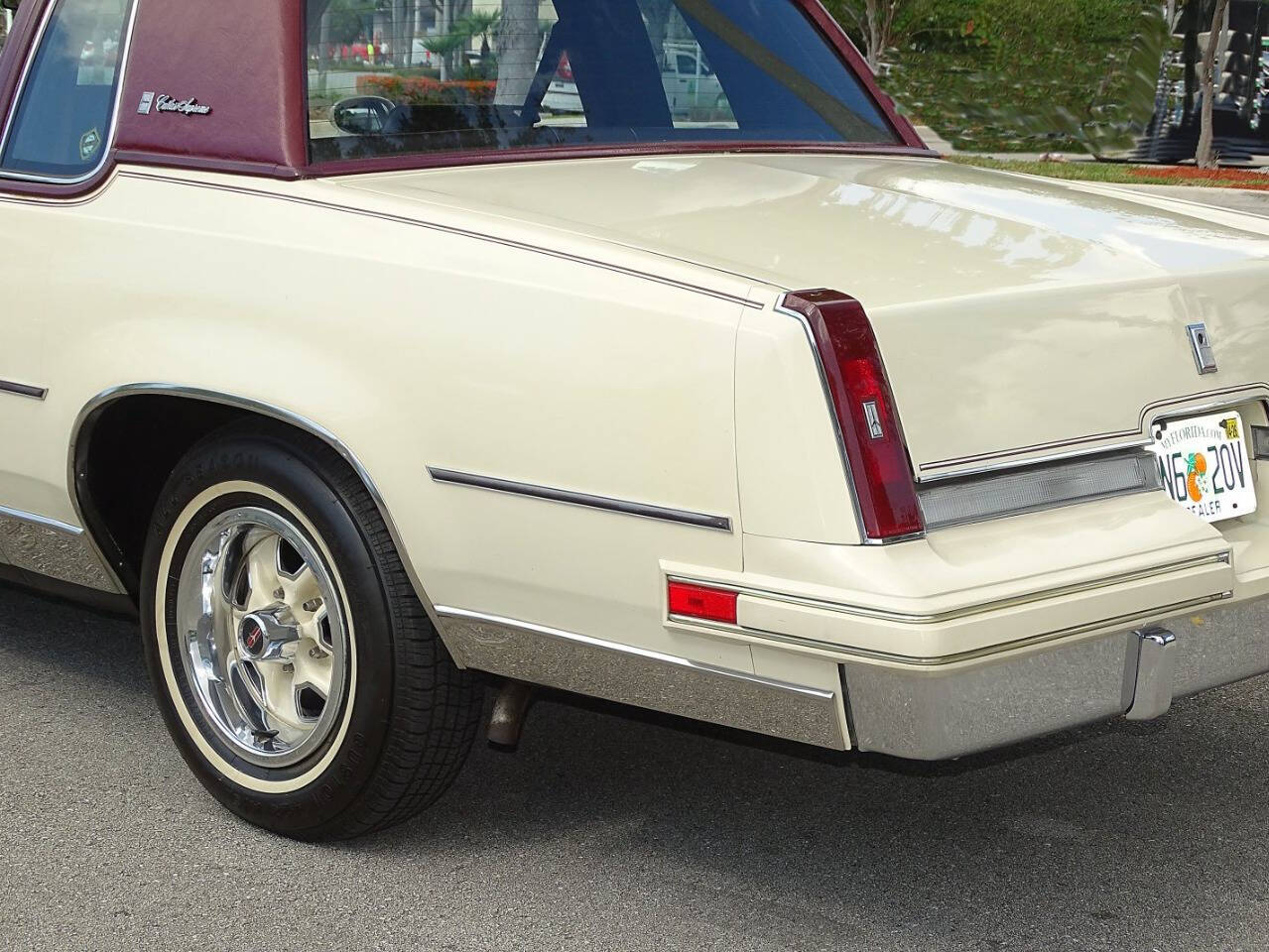 1985 Oldsmobile Cutlass Supreme 9