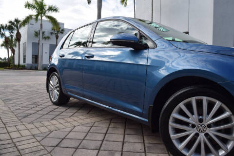 2015 Volkswagen Golf TDI SE