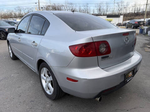2005 Mazda MAZDA3 i