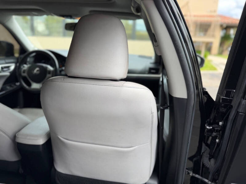 2012 Lexus CT 200h Premium