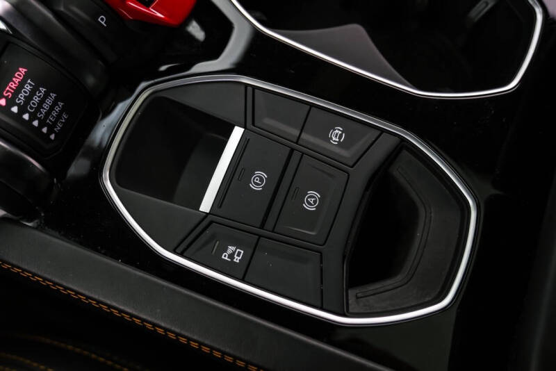 2020 Lamborghini Urus