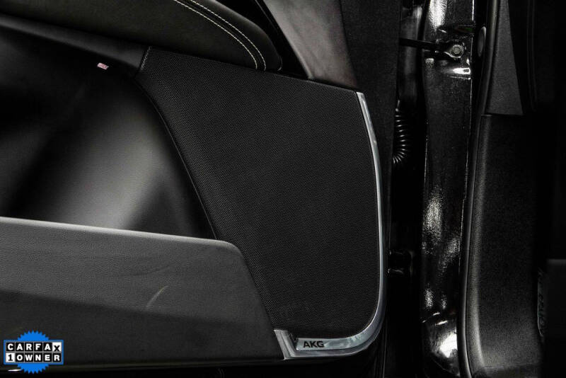 2025 Cadillac Escalade-V