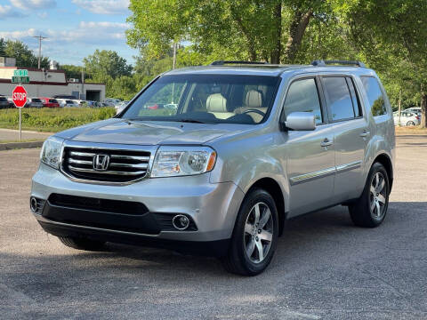 2012 Honda Pilot for sale at North Imports LLC in Burnsville MN
